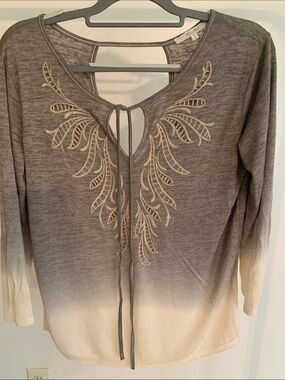Miss Me Gray to Cream Embroidered Dip-Dye V-Neck Tie-Front Top